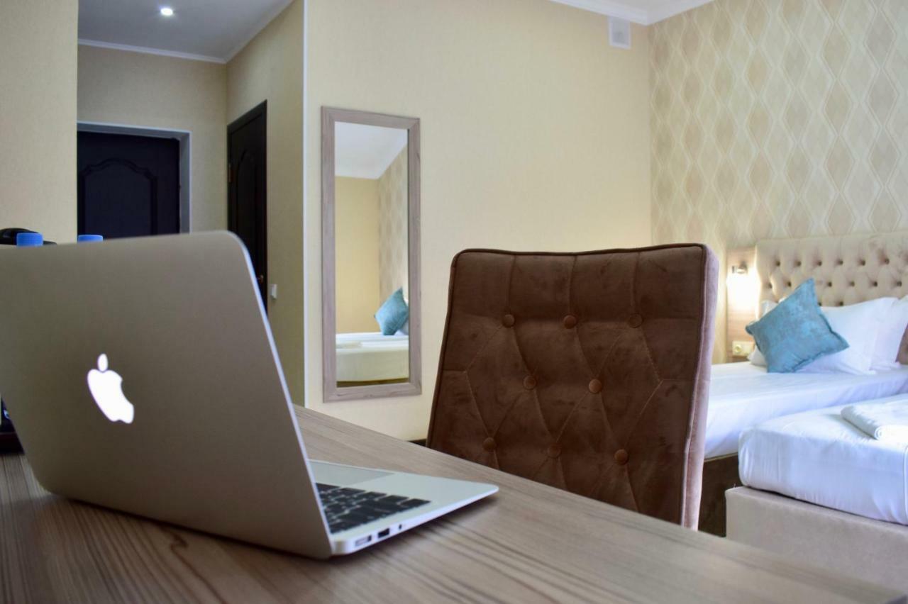 Dostar Inn Σιμκέντ Εξωτερικό φωτογραφία