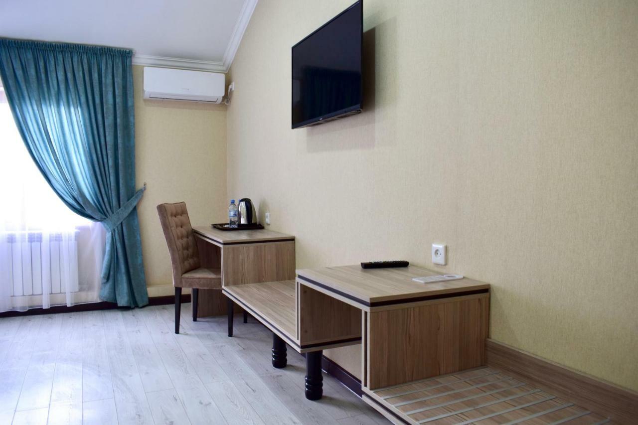 Dostar Inn Σιμκέντ Εξωτερικό φωτογραφία