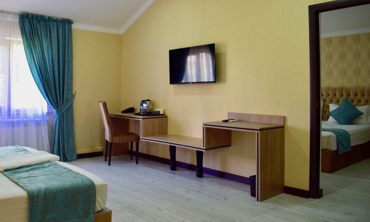 Dostar Inn Σιμκέντ Εξωτερικό φωτογραφία