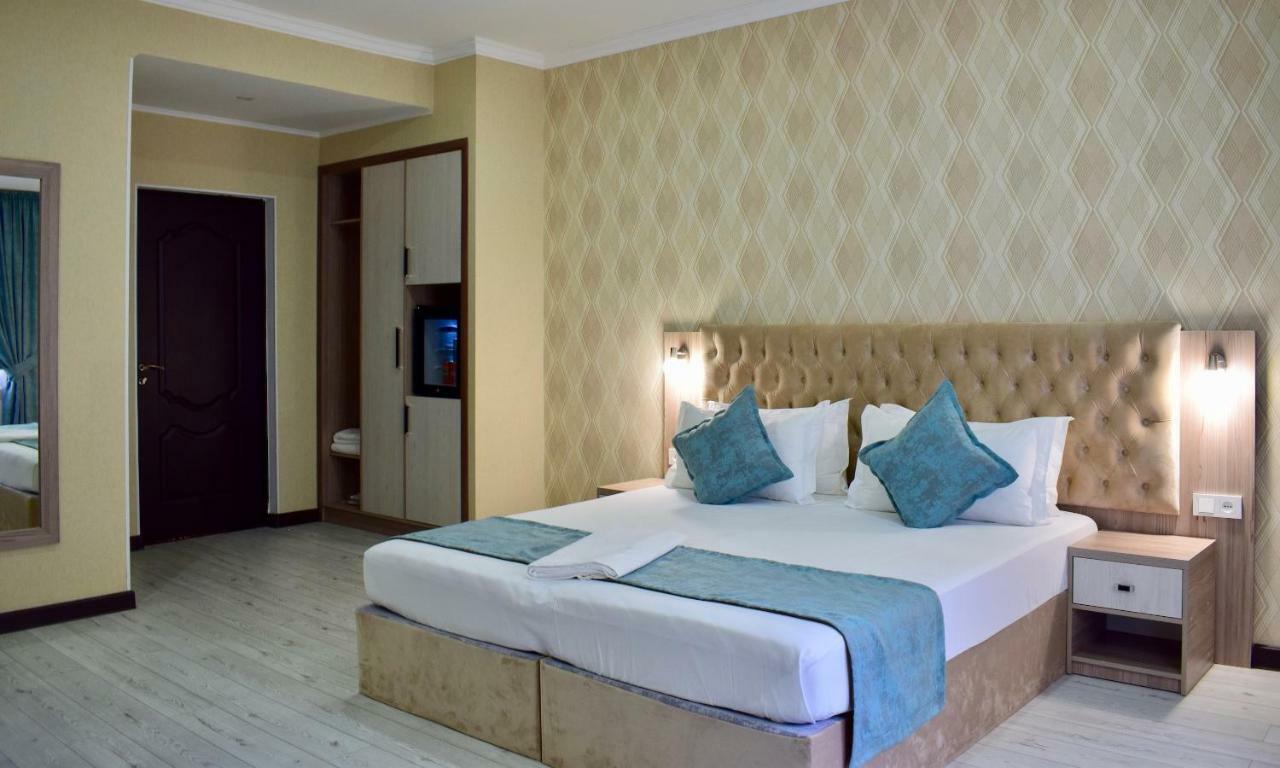 Dostar Inn Σιμκέντ Εξωτερικό φωτογραφία