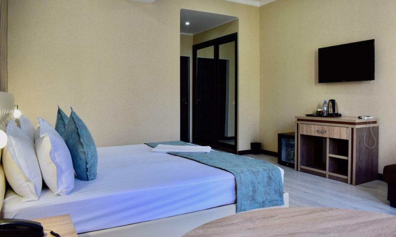 Dostar Inn Σιμκέντ Εξωτερικό φωτογραφία